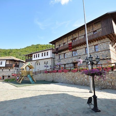 Macedonian Village Hotel & Resort Skopje Ngoại thất bức ảnh