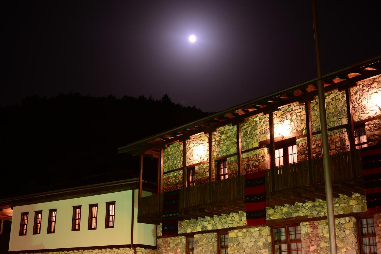 Macedonian Village Hotel & Resort Skopje Ngoại thất bức ảnh
