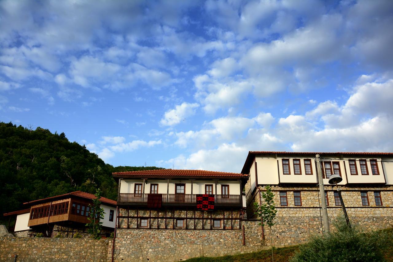 Macedonian Village Hotel & Resort Skopje Ngoại thất bức ảnh