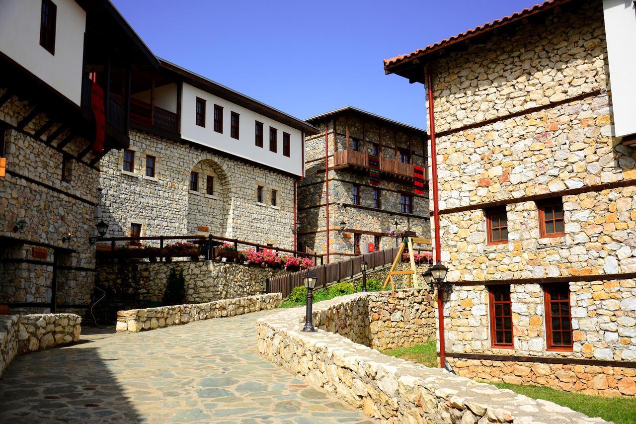 Macedonian Village Hotel & Resort Skopje Ngoại thất bức ảnh