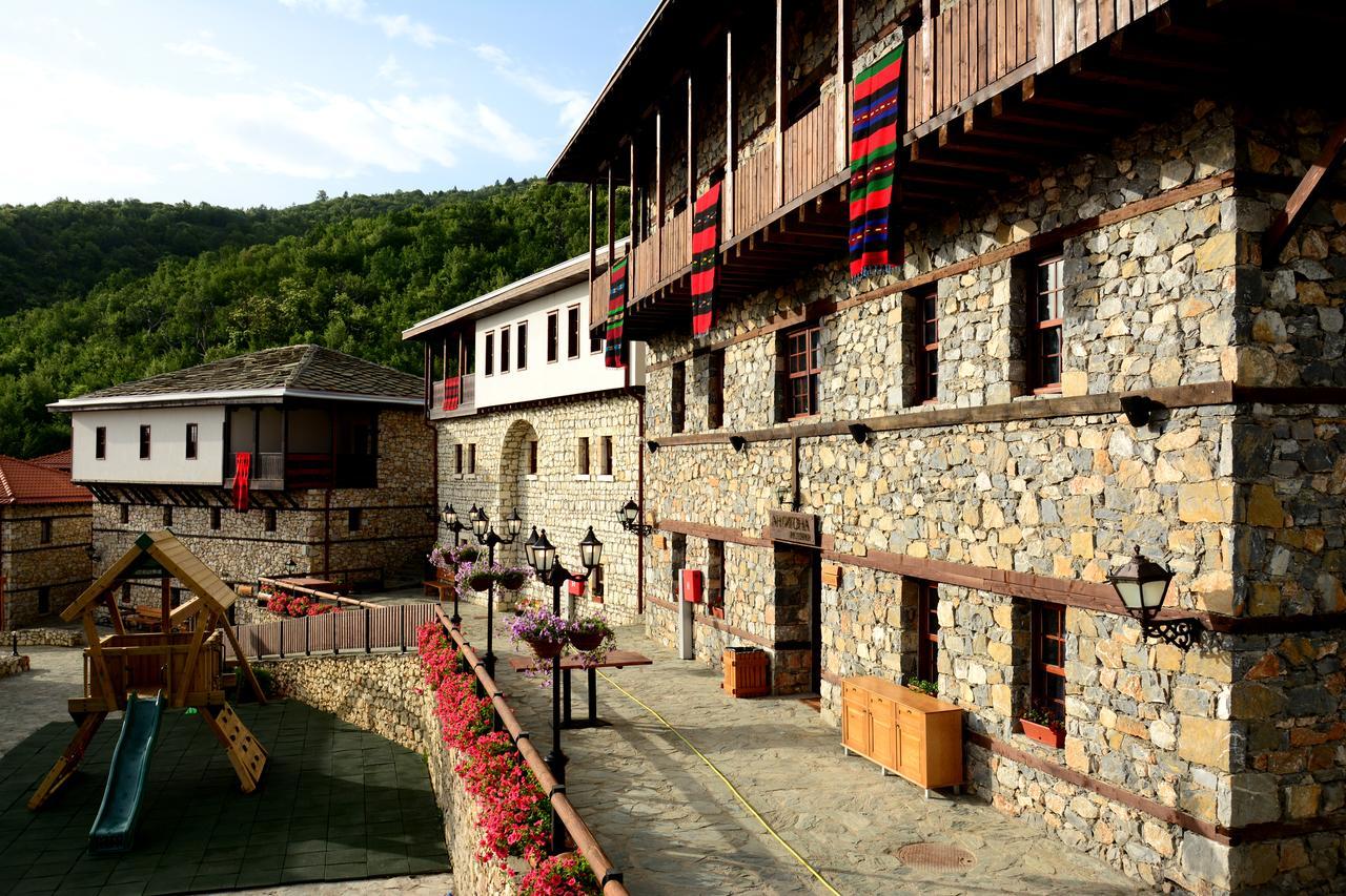 Macedonian Village Hotel & Resort Skopje Ngoại thất bức ảnh