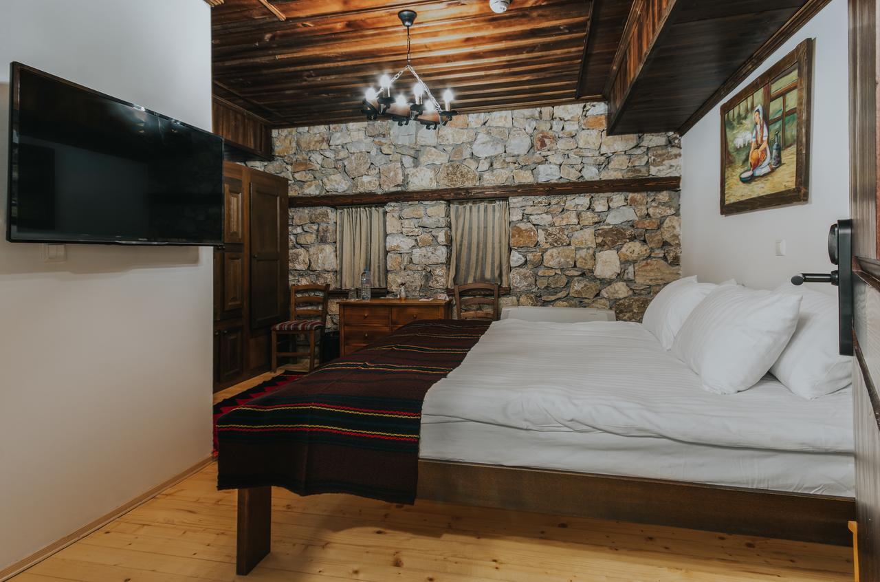 Macedonian Village Hotel & Resort Skopje Ngoại thất bức ảnh