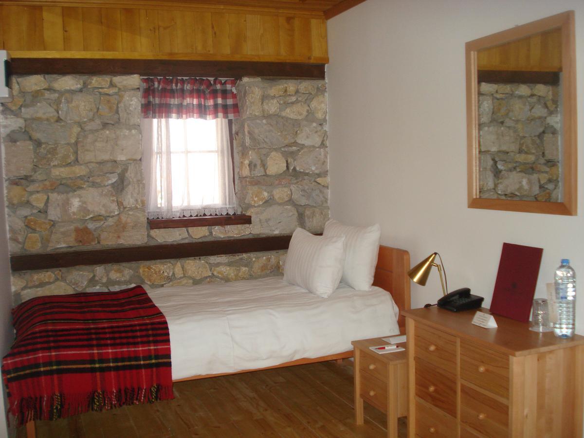 Macedonian Village Hotel & Resort Skopje Ngoại thất bức ảnh